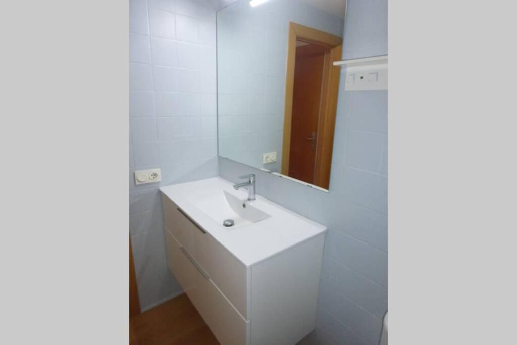 Apartamento A 1ª Linea De Mar, Vilafortuny Кембрилс Екстериор снимка