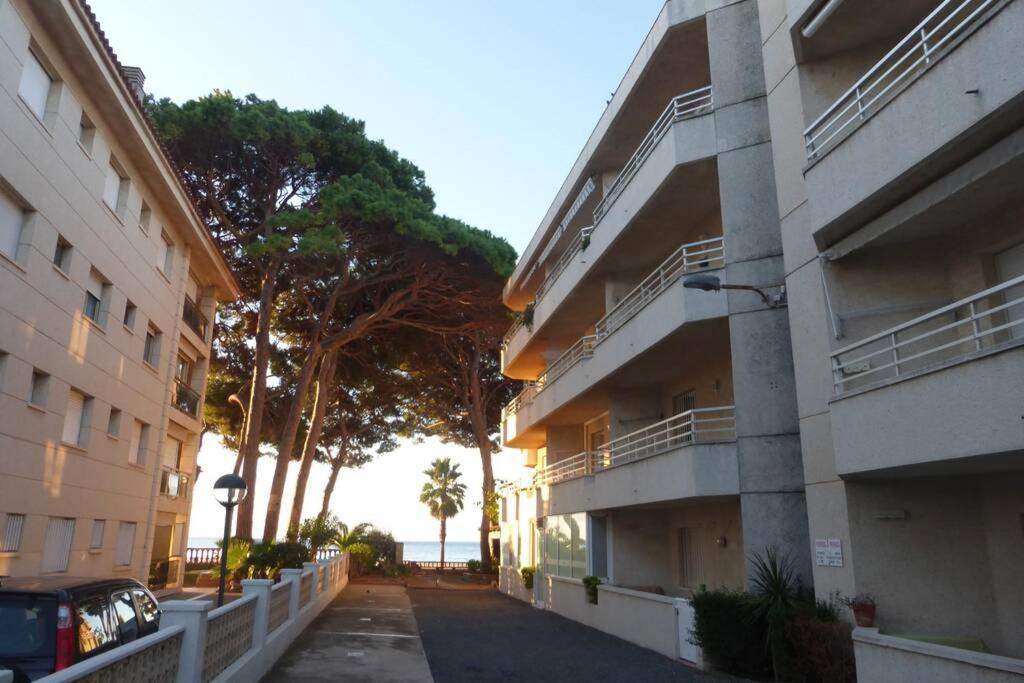 Apartamento A 1ª Linea De Mar, Vilafortuny Кембрилс Екстериор снимка